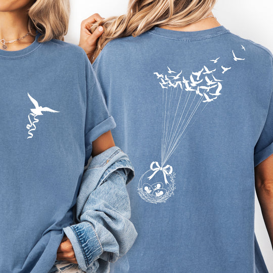 Bird Basket. Triplets Womens T-shirt (heavy weight)