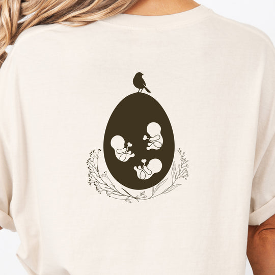 Mama Egg Triplets Womens T-shirt (heavy weight)