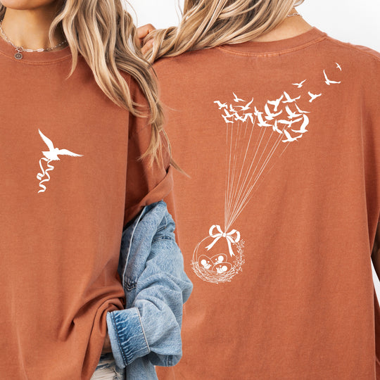 Bird Basket. Triplets Womens T-shirt (heavy weight)